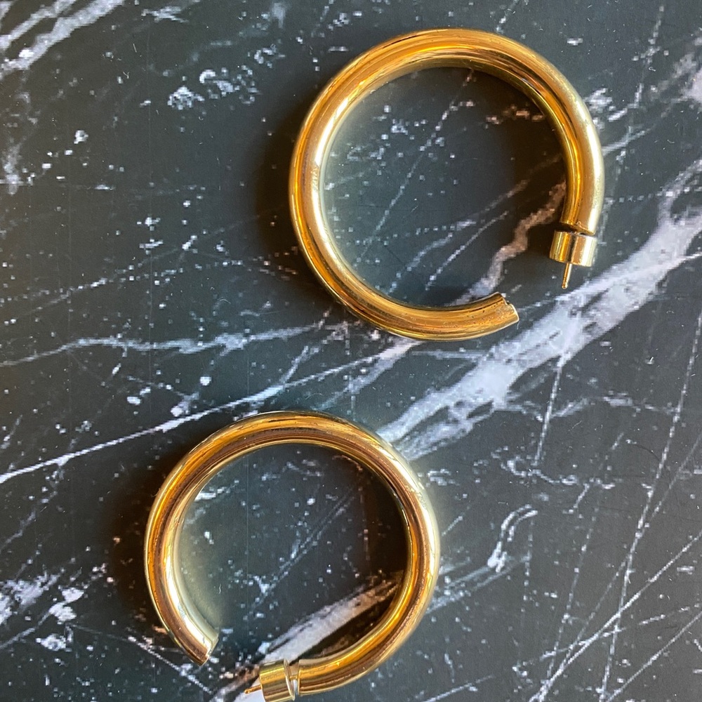 Jennifer Fisher 2" Samira Hoops - Picture 5 of 6